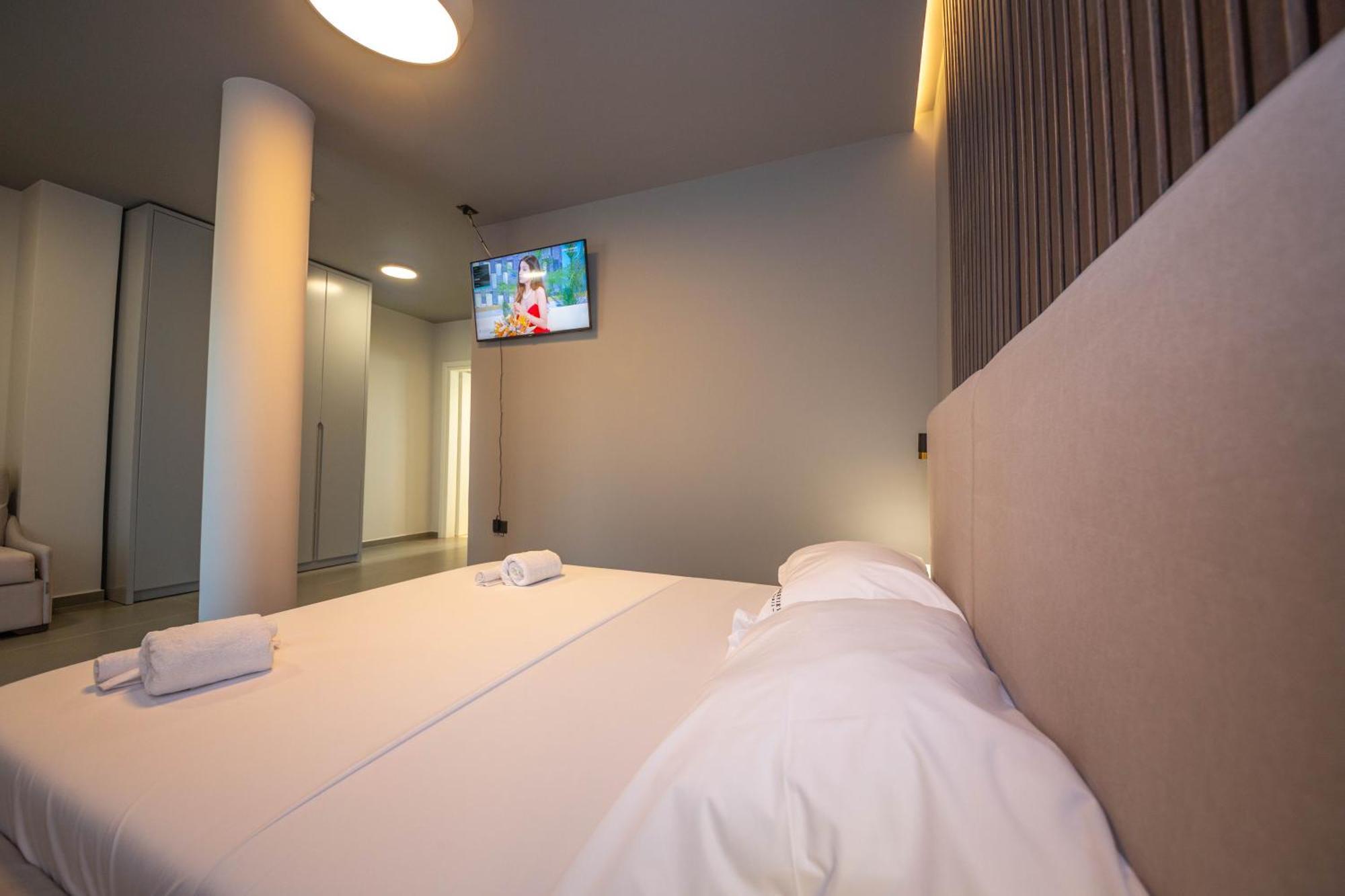 Lake View Rooms Ksamil Exterior foto