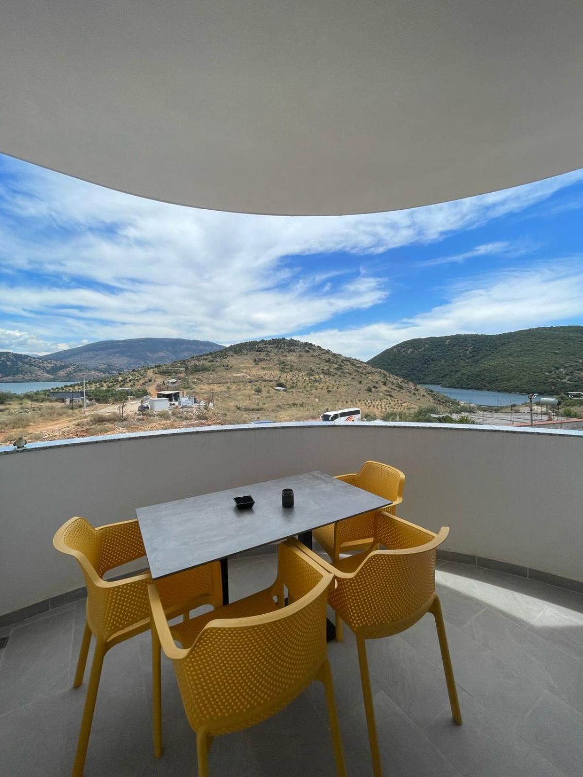 Lake View Rooms Ksamil Exterior foto